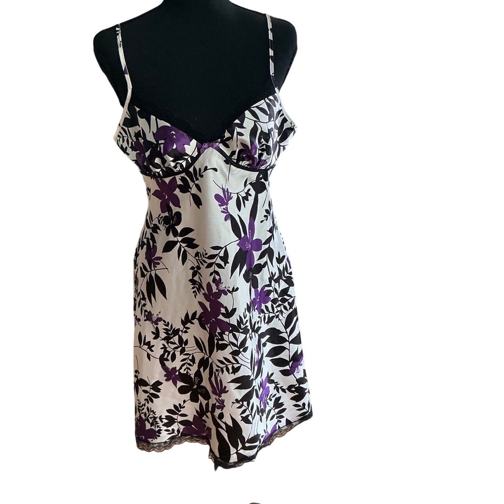 Womens Purple Floral Satin Slip‎ Dress Nightgown Lace Trim Coquette Medium